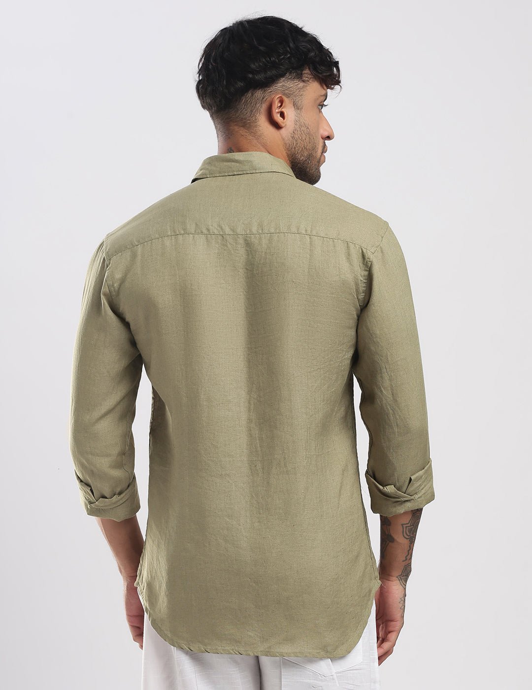 100% Linen Soft Touch Shirt in Meadow Green - Image 4